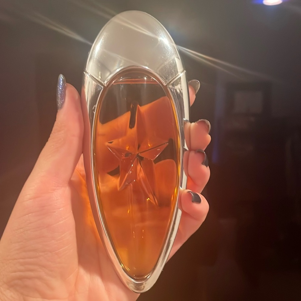 Angel Muse perfume by Mugler